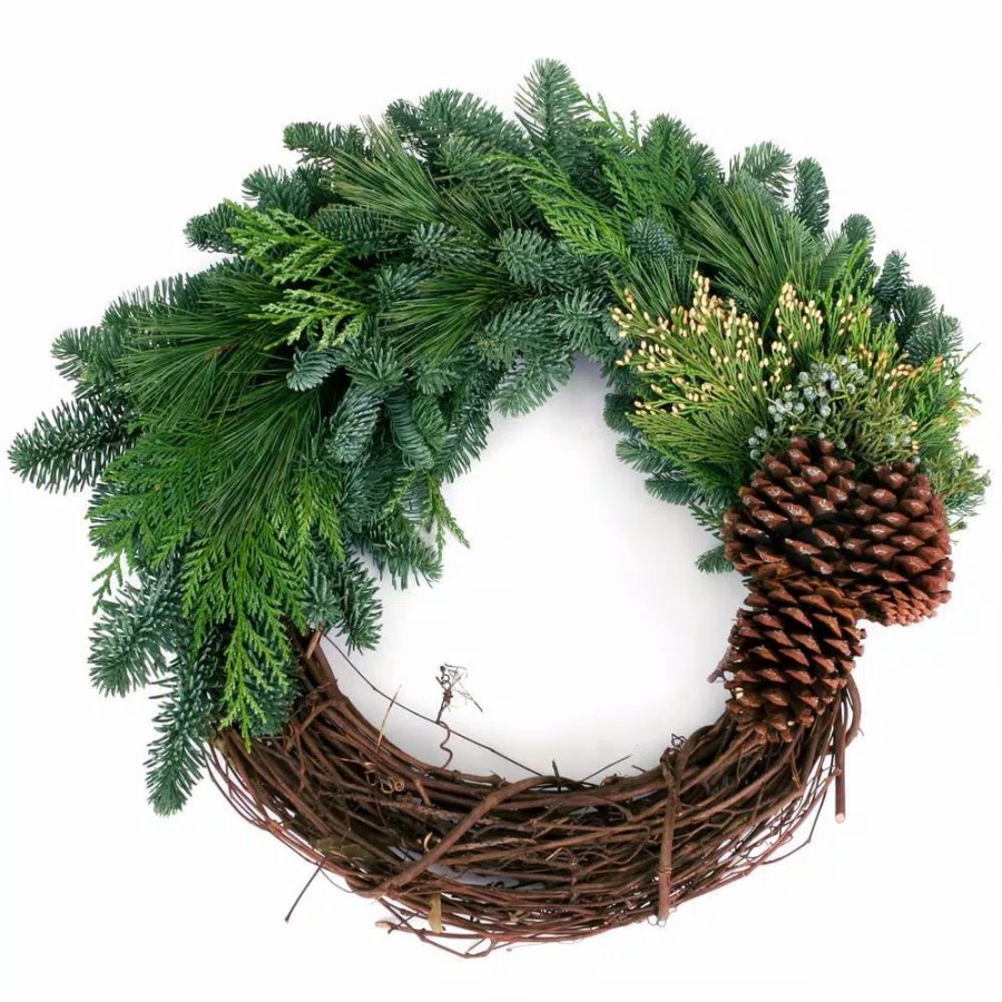 Christmas Greenery * | Van Zyverden 20 In. Live Fresh Cut Pacific Northwest Grape Vine And Greens Christmas Wreath