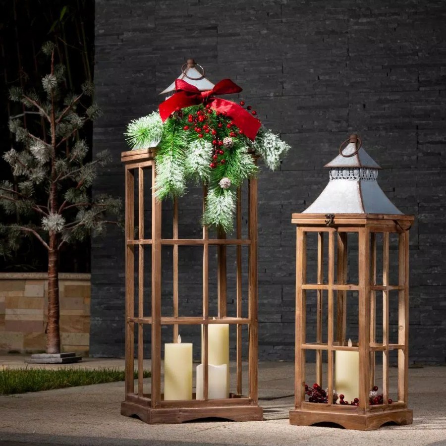 Indoor Christmas Decorations * | Glitzhome Brown Christmas Farmhouse Wood/Metal Lanterns (Set Of 2)